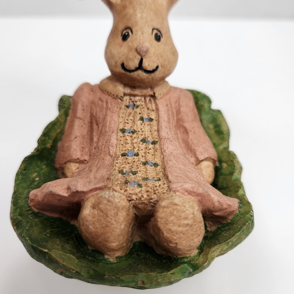 Vtg Wood World Inc  Virginia Hand crafted Bunny Rabbit Pink Dress Lettuce 4.5"